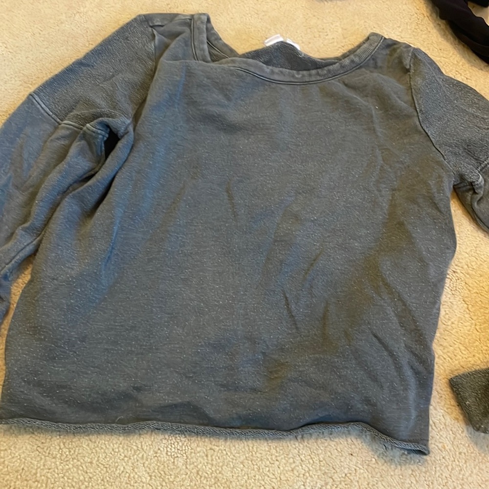 New army green long sleeve